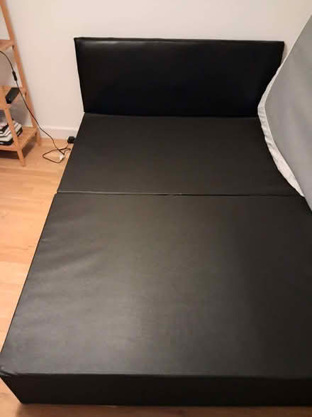 Photo of free Divan bed base, UK double (Upper Holloway N19) #4