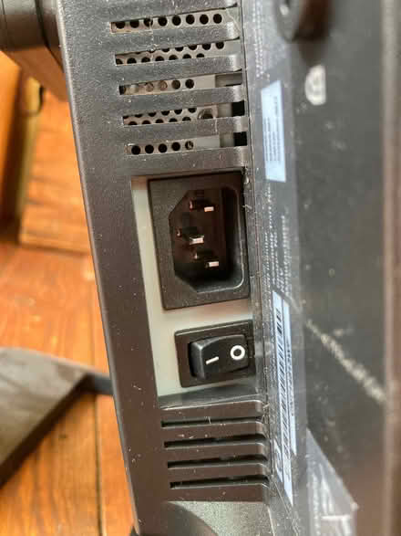 Photo of free Computer Monitor - 24 Inch - hp (Iffley OX4) #4