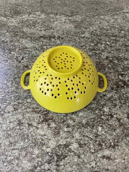 Photo of free Small colander (BR3) #2
