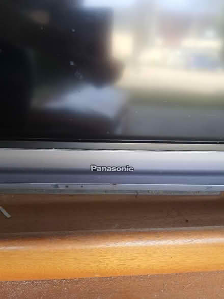 Photo of free Smart TV (Stroud central) #3