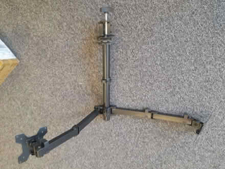 Photo of free Monitor stands (Hallyards EH28) #1