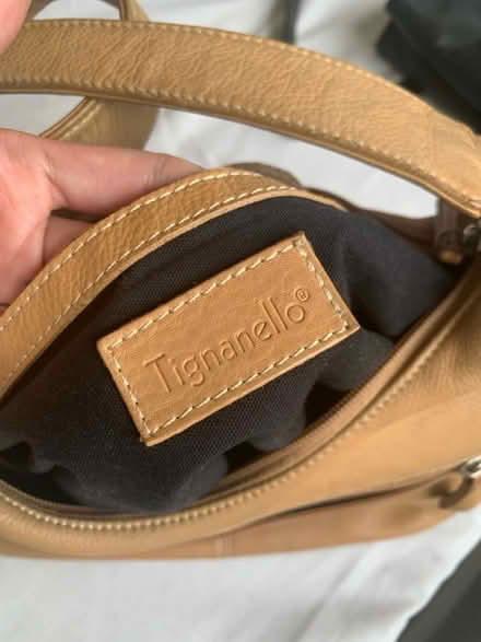 Photo of free Handbag (Cleveland Park) #2