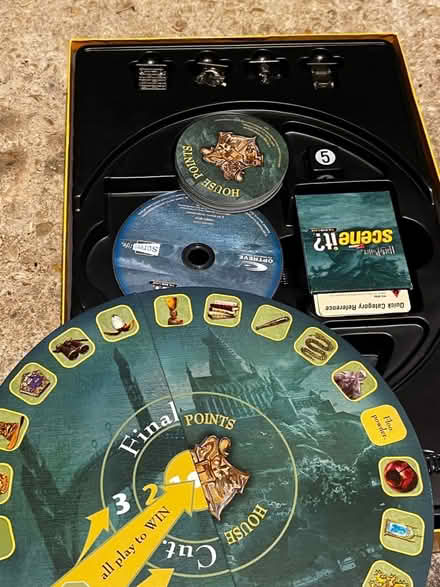Photo of free Harry Potter scene it DVD board game - missing 1 die (Bampton OX18) #2