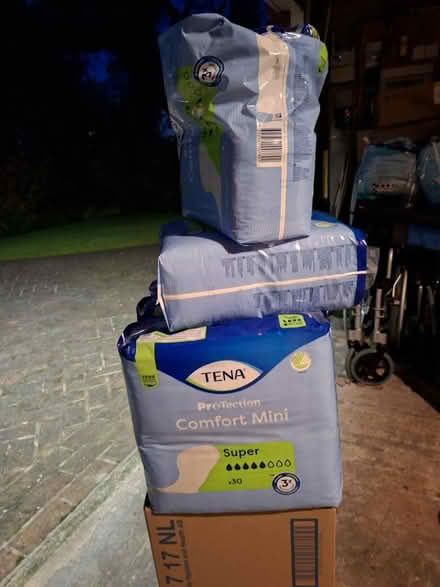 Photo of free Incontinence Pads super size (Waterloo L22) #1