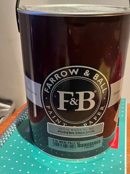 Photo of free farrow and ball paint -house white (chiswick) #1