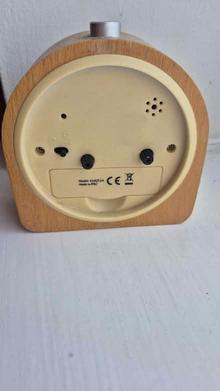 Photo of free Small wooden clock (Figge's Marsh CR4) #3