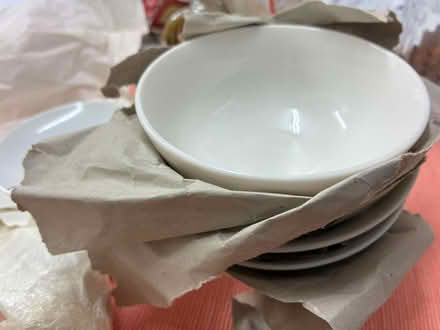 Photo of free Chinese tableware set (Spacey Houses HG3) #2