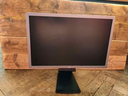 Photo of free HP monitor EliteDisplay E241i (St Andrew's BS7) #1
