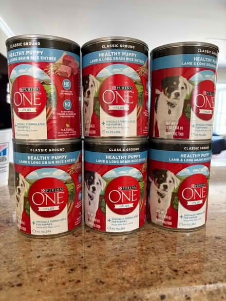 Photo of free Purina One Plus Healthy Puppy (Hillwood Manor in Ewing) #2