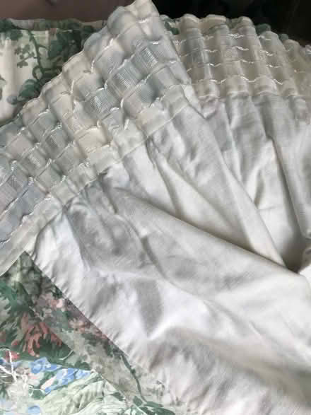 Photo of free Pair Of Sanderson Fabric Curtains Floral Chintz (Chichester PO19) #3