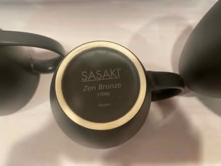 Photo of free 4 brown coffee mugs (Malden Center) #3