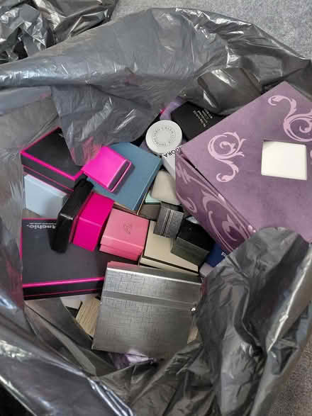 Photo of free Empty jewellery boxes (Fleetville AL4) #1