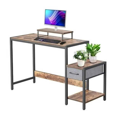 Photo of free good as new desk (City of Bristol BS4) #1