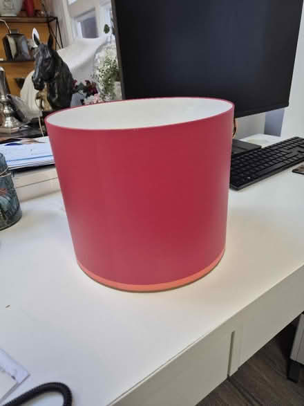 Photo of free Box (W1h 1ju) #1