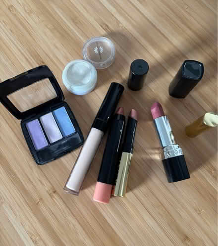 Photo of free Make up (Ware SG12) #2