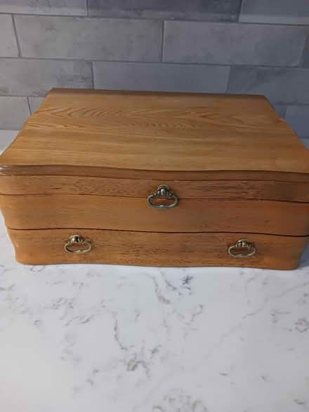 Photo of free Silverware chest (hunt club park) #1