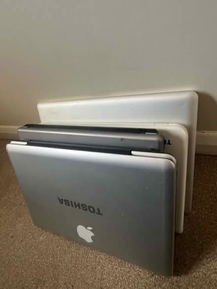 Photo of free 4 x laptops (Finchampstead, RG40) #1