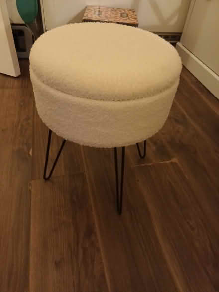 Photo of free Boucle Hairpin Stool (CT6) #1