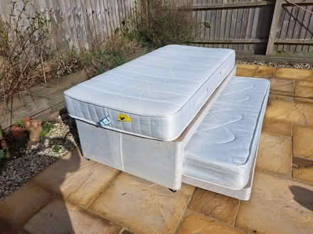 Photo of free Divan and guest bed (Dorchester DT1) #1