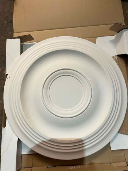 Photo of free Plaster ceiling rose (Shirley B90) #1