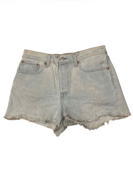 Photo of free Levi’s Woman’s Shorts (Brooklyn Storage) #1