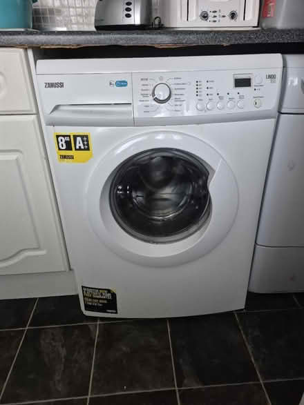 Photo of free zanussi (Bethel Green E1) #1