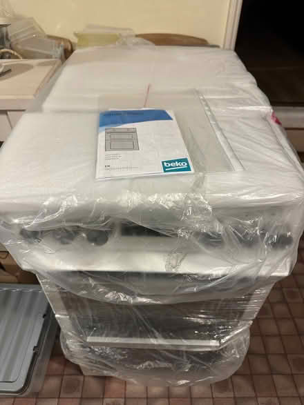 Photo of free Electric double oven and hob (Wetley Rocks ST9) #2