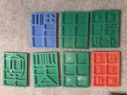 Photo of free LInka model building system (Leighton Buzzard LU7) #1