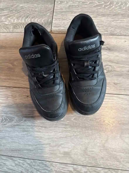 Photo of free Boys Adidas trainer size 5.5 (Croydon CR0) #2
