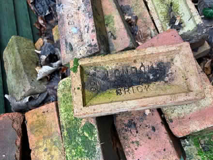 Photo of free Sleepers and bricks (IP33) #3