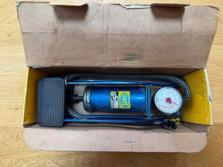 Photo of free Foot Pump for Car Tyres etc. (Priestwood RG42) #1