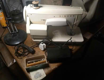 Photo of free Singer 247 sewing machine (Highbury N5) #2