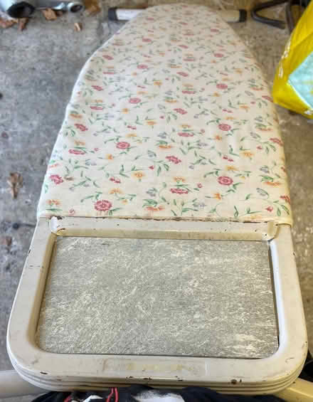 Photo of free Various bits and bobs (Finchampstead, RG40) #2