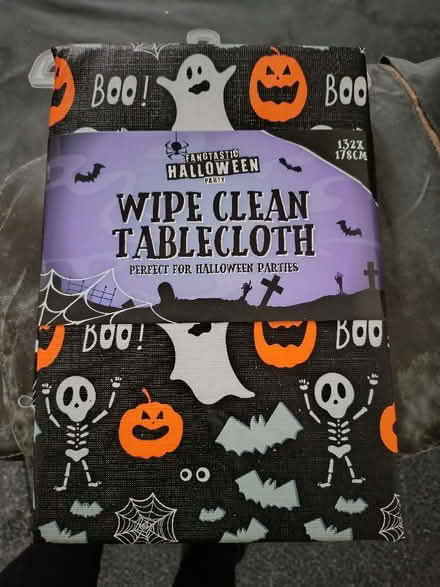 Photo of free Wipe clean table cloth (Gorebridge EH23) #1