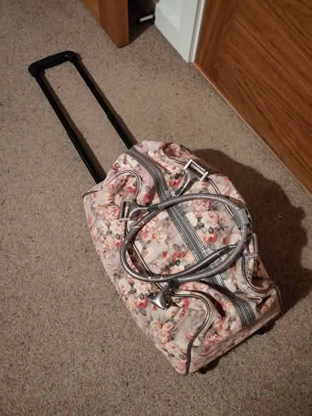 Photo of free Ladies Travel Holdall (AB15) #1