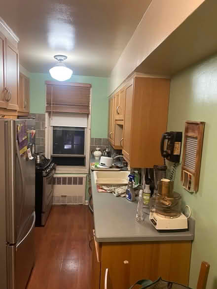 Photo of free IKEA kitchen cabinets (Jackson Heights) #3