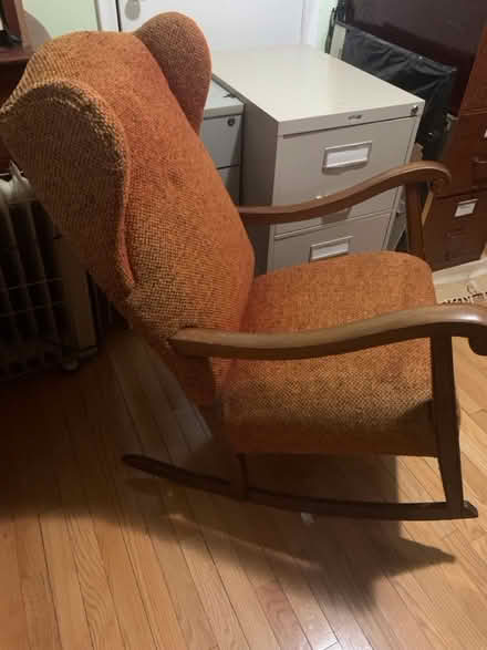 Photo of free Comfy Rocking Chair (Cr Vaughan & Oakwood) #3