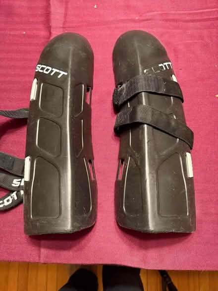 Photo of free Scott ski slalom shin guards (Winchester) #1