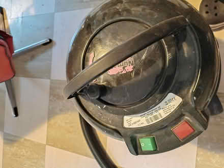 Photo of free Pink Hetty hoover (Islington, N19) #3