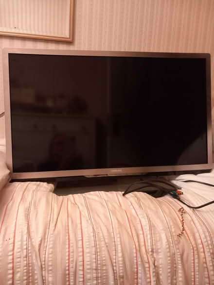 Photo of free Philips 34 inch flat screen tv (Ballards CR2) #1