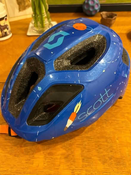 Photo of free Child bike helmet (Cholsey OX10) #1