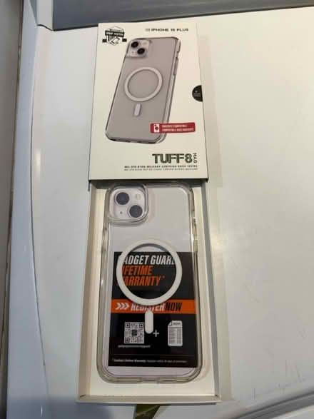 Photo of free NEW iPhone 15 Plus case (Erin Mills&QEW) #2