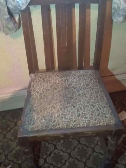 Photo of free Furniture .. (Central Watford WD18) #2