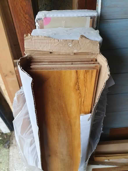 Photo of free Laminate High Gloss Walnut Effect (Tlehurst RG30) #2