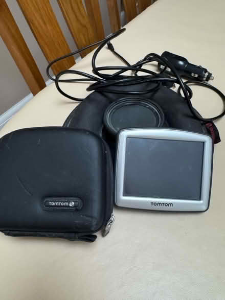 Photo of free TomTom One SatNav (Hayes BR2) #1