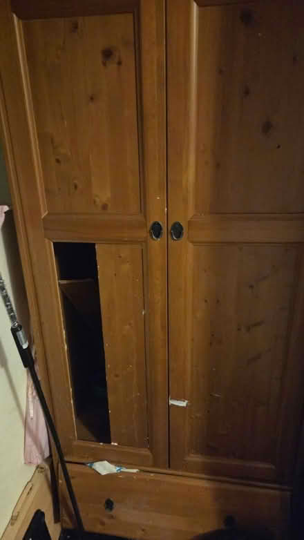 Photo of free Pine wardrobe (CF37 ynysybwl) #1