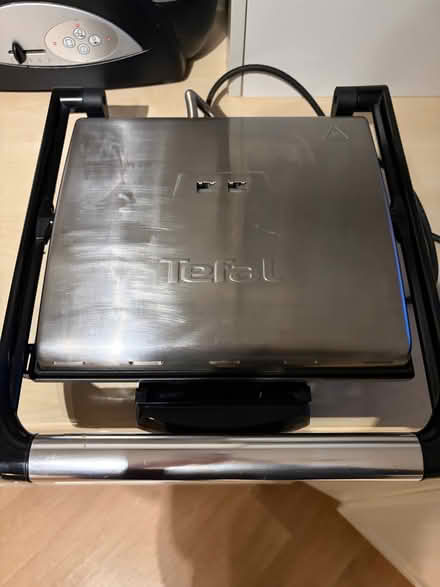 Photo of free Tefal toastie maker and grill (Brownswood Park N4) #1