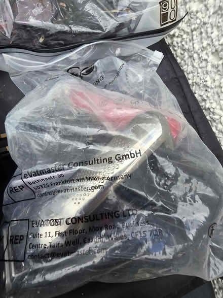 Photo of free Dog clippers and parrot light (Sutton Courtenay OX14) #1