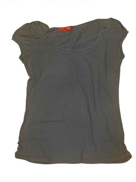 Photo of free Zena Jeans Woman’s Top (Brooklyn Storage) #1