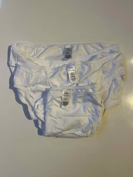Photo of free women's pyjamas & swimsuit (Aldwick) #2